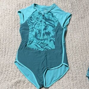 Athleta Girl Short Sleeve One Piece in Teal